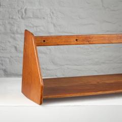 Hans Wegner Oak Wall Mounted Shelf by Hans Wegner for Ry M bler Denmark 1950s - 3231583