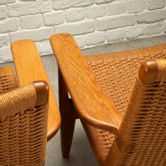 Hans Wegner Pair of CH25 Chairs by Hans Wegner Denmark 1960s - 4046001