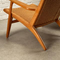 Hans Wegner Pair of CH25 Chairs by Hans Wegner Denmark 1960s - 4046002