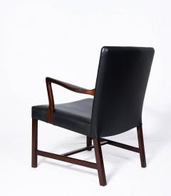 Hans Wegner Pair of Hans Wegner Lounge Chairs - 177024