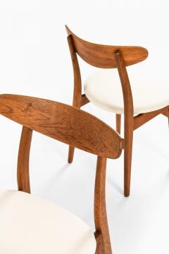 Hans Wegner Set of 9 CH 30 Chairs in Oak and Wool by Hans Wegner 1954 - 4699399