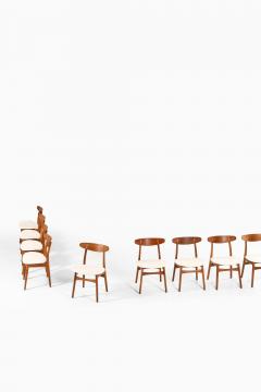 Hans Wegner Set of 9 CH 30 Chairs in Oak and Wool by Hans Wegner 1954 - 4700080