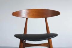 Hans Wegner Set of Four CH33 in Oak and Black Leather Hans J Wegner for Carl Hansen Son - 3468863