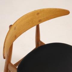 Hans Wegner Set of Six Rarely Seen Scandinavian Modern Dining Chairs by Hans Wegner - 3439712