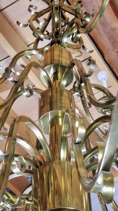 Hart Associates Large Hollywood Regency Polished Brass Chandelier 21 Arms Hart Associates 1960s - 2376227