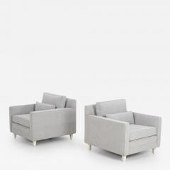 Harvey Probber Pair of Harvey Probber Lounge Chairs with Ottoman - 2790971