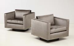 Harvey Probber Pair of Swivel Cube Lounge Chairs by Harvey Probber unlabeled - 4820557