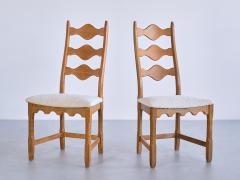 Henning Kjaernulf Set of 12 Henning Kj rnulf Dining Chairs Oak and Ivory Boucl Denmark 1960s - 3285683