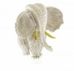 Henry Dunay HENRY DUNAY STERLING SILVER AFRICAN ELEPHANT BROOCH WITH 18 KARAT GOLD TUSKS - 3731197