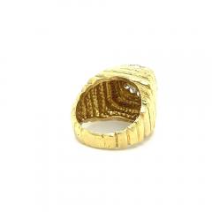Henry Dunay Henry Dunay Diamond Cluster Ring in 18K Ribbed Textured Yellow Gold - 3574269