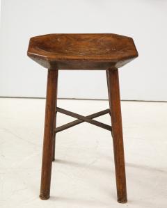 Hens Nest Art Populaire Walnut Mountain Stool Iron Support France c 1900 - 2066555