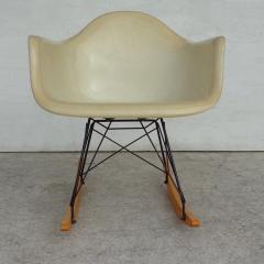 Herman Miller 1 Herman Miller Parchment Shell Fiberglass RAR Rocker by Eames - 2795401