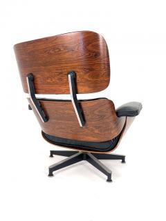 Herman Miller 2nd Generation Eames Lounge Chair and Ottoman in Rosewood Circa 1960s - 3394934