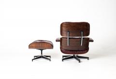 Herman Miller 2nd Generation Eames Lounge Chair and Ottoman in Rosewood Red Leather - 4662360