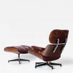 Herman Miller 2nd Generation Eames Lounge Chair and Ottoman in Rosewood Red Leather - 4678240