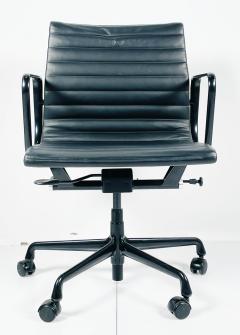 Herman Miller Aluminum Group Chair by Charles Eames for Herman Miller - 3107218