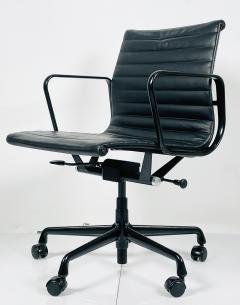Herman Miller Aluminum Group Chair by Charles Eames for Herman Miller - 3107219