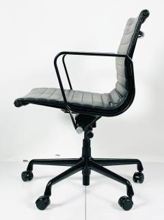 Herman Miller Aluminum Group Chair by Charles Eames for Herman Miller - 3107220