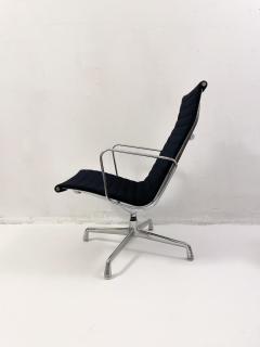 Herman Miller Eames Desk Chair EA 117 by Herman Miller - 2501942