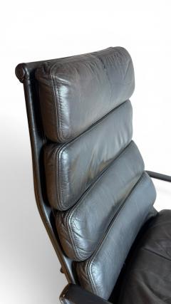 Herman Miller Eames Soft Pad Lounge and Ottoman for Herman Miller c 1990 - 4727152