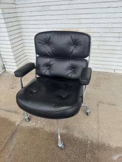 Herman Miller Eames Time Life Chair in Black Leather by Herman Miller - 4632451