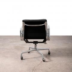 Herman Miller Four Black Leather Herman Miller Charles Ray Eames Soft Pad Management Chairs - 4422528