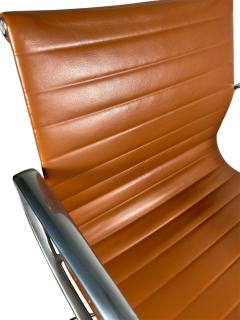 Herman Miller Herman Miller Eames Aluminum Group Office Chair in Caramel Leather - 4100616