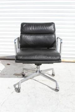 Herman Miller Herman Miller Eames Soft Pad Chairs - 3627661