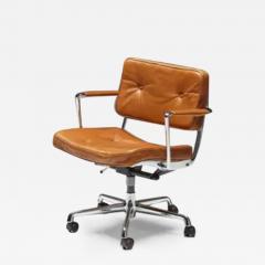 Herman Miller - Intermediate Desk Chair ES102 by Charles and Ray
