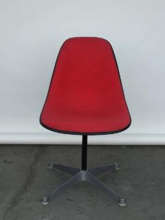 Herman Miller Single Vintage Fabric Contractor Base Eames Swiveling Chair - 953569