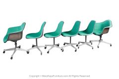 Herman Miller Six Vintage Eames Herman Miller Swivel Shell Chairs on Casters 1970s - 3079702