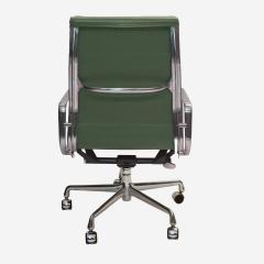 Herman Miller Soft Pad Aluminum Group Executive Chair in Olive Green Leather - 3873668