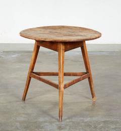 Highly Figured Welsh Cricket Table - 3767876