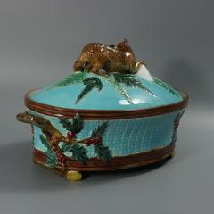 Holdcroft Majolica Fox And Goose Game Pie Dish - 4259499