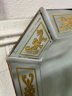 Hollywood Regency Style Venetian Eglomise Gold Bow Ribbon Design Wall Mirror - 3078297