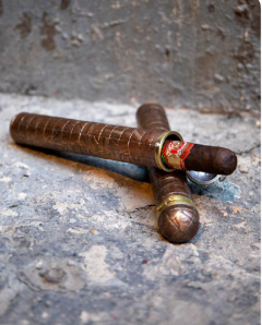 Honeycombed Lincoln Penny Cigar Holder - 3685741