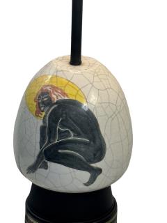 ITALIAN MID CENTURY CERAMIC CRAUQELAIRE LAMP WITH DECO STYLIZED CROUCHING NUDE - 4694316