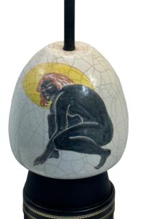 ITALIAN MID CENTURY CERAMIC CRAUQELAIRE LAMP WITH DECO STYLIZED CROUCHING NUDE - 4694318