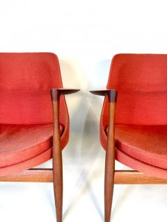 Ib Kofod Larsen Pair Ib Kofod Larsen Elizabeth Lounge Chairs - 4158202