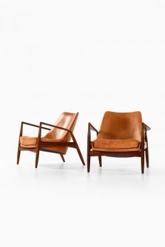 Ib Kofod Larsen Pair of Easy Chairs in Teak and Leather by Ib Kofod Larsen 1950s - 4369951