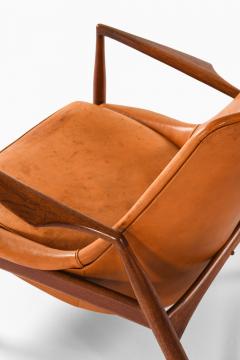 Ib Kofod Larsen Pair of Easy Chairs in Teak and Leather by Ib Kofod Larsen 1950s - 4369954