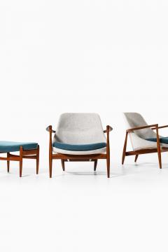 Ib Kofod Larsen Set of Easy Chairs in Wool and Teak by Ib Kofod Larsen 1956 - 4564983