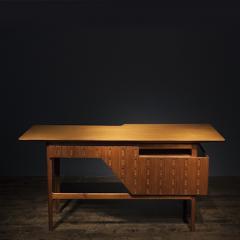 Ico Parisi Carved Slat Desk in Douglas Fir by Ico Parisi - 4162785