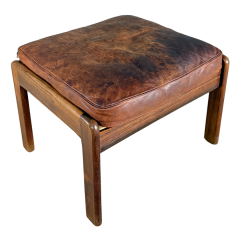 Illum Wikkels 1960s Illum Wikkelso Model V11 leather lounge chair ottoman - 4304760