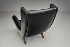 Illum Wikkels Model 110 Leather Armchair by Illum Wikkels for S ren Willadsen Denmark 1960s - 4604330