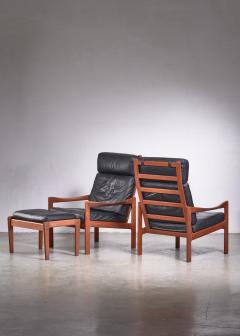 Illum Wikkels Pair of Illum Wikkelso chairs with ottoman - 3477126