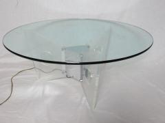 Illuminated Lucite Coffee Table circa 1970 - 572653