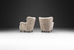 Ilmari Lappalainen Pair of Laila Armchairs by Ilmari Lappalainen Attr for Asko Finland 1950s - 4691600