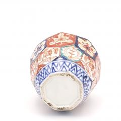 Imari Covered Jar Japan 19th century - 3578007