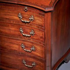 Important 18th Century Goncalo Alves Serpentine Chest Signe J N Teague 1779 - 3944907